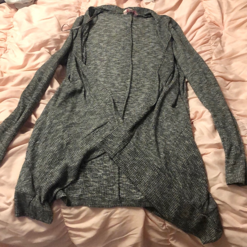 Grey cardigan